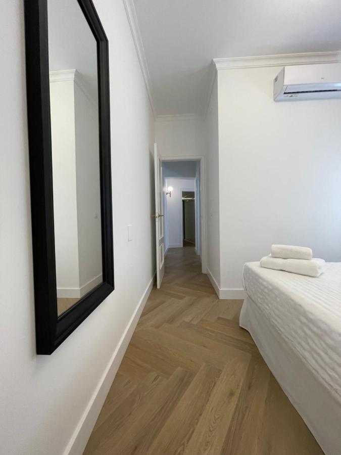 Vidal Apartamentos Con Parking Privado. Carmona  Exterior photo